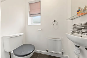 Colliers Way Holmewood